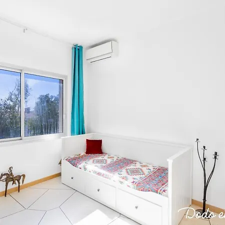 Вилла Breathtaking View 4 Bedroom House With Pool - Dodo Et Tartine Йер